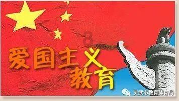 孕妈妈怎么回应宝宝踢肚子？游戏画面